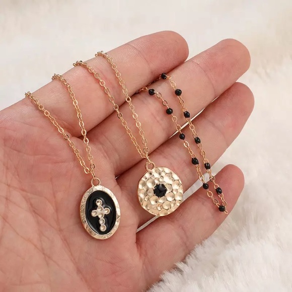 “Christina” Boho Pendant Bead Cross Layer Necklace - Picture 3 of 8